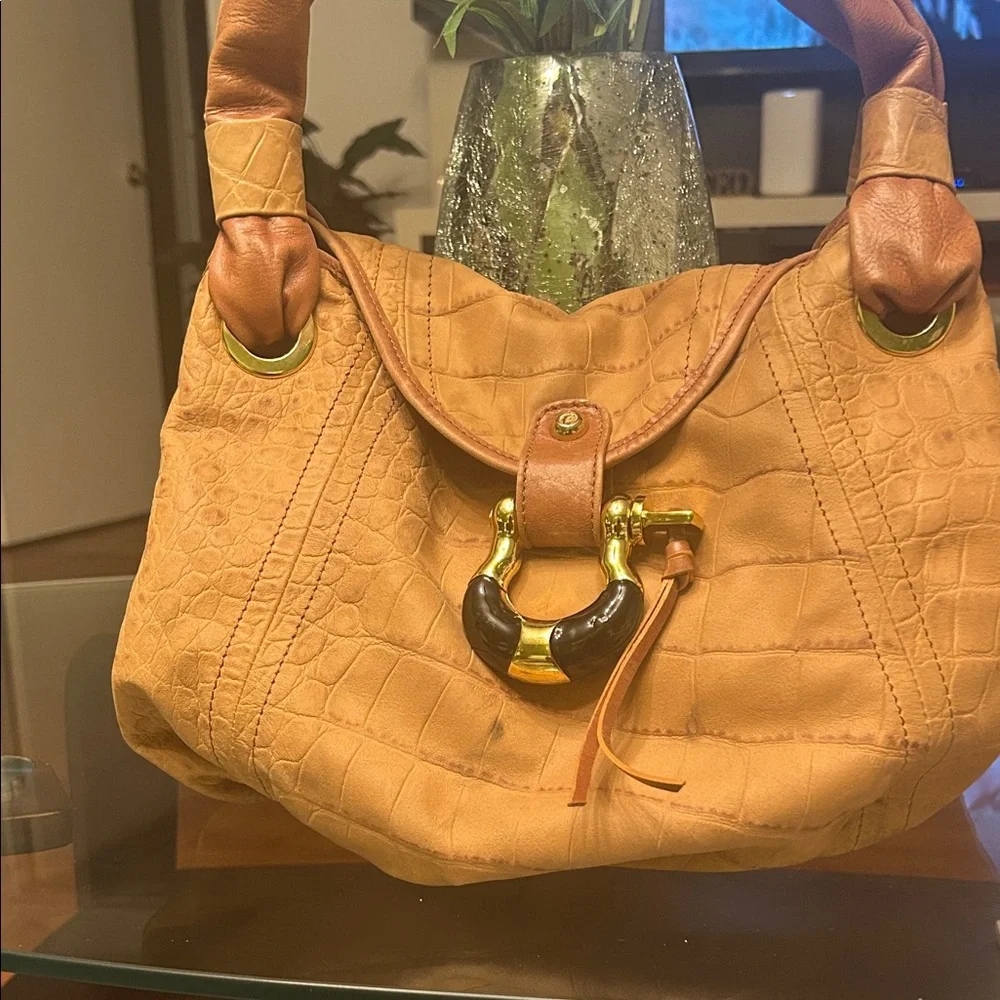 Elegant Tan Croc-Embossed leather Hobo Bag - Picture 2 of 13